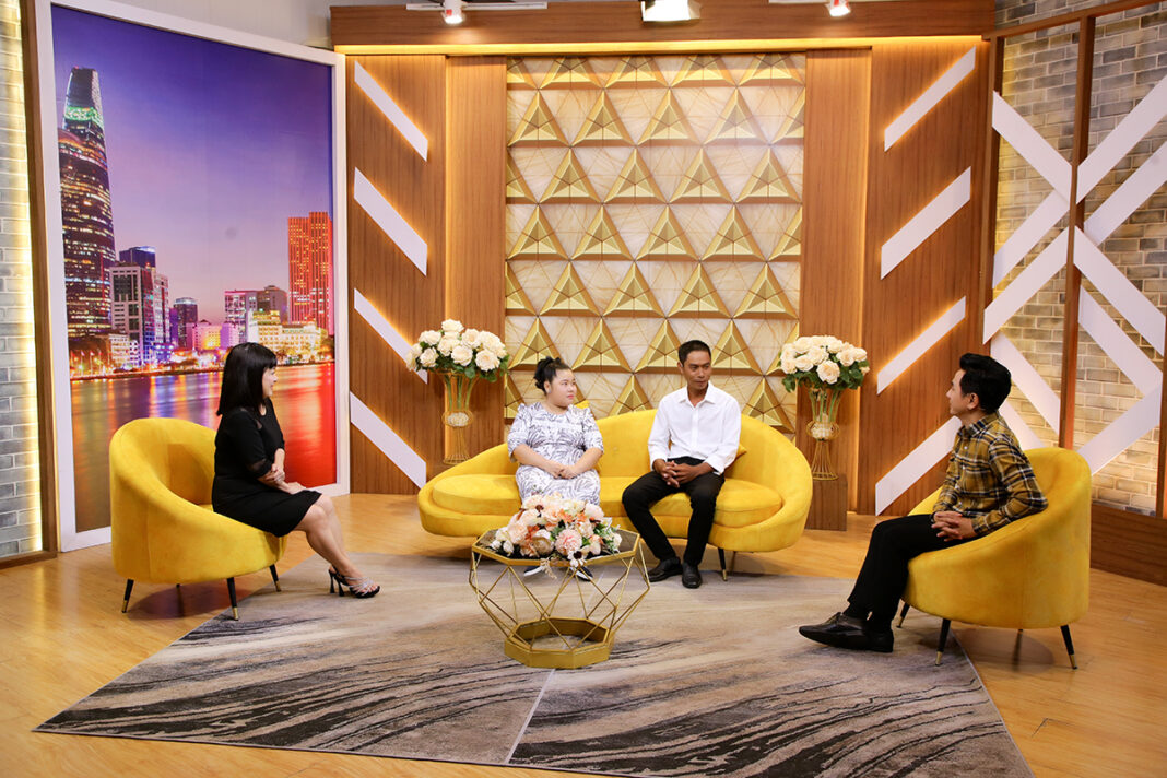 Yêu bạn gái khuyết tật, chàng trai “nghỉ chơi” với bạn bè độc hại hay “chê cười”