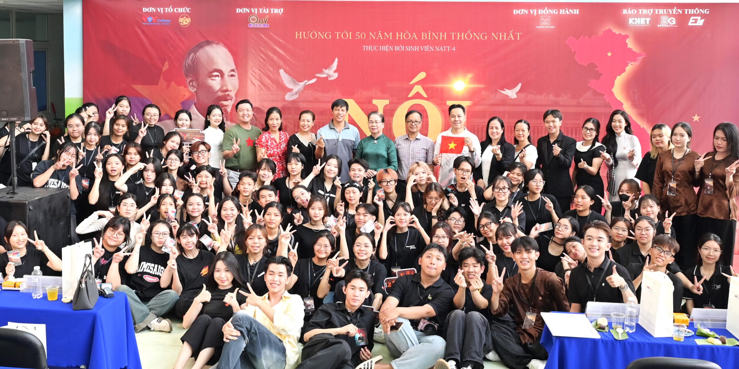 Anh 16