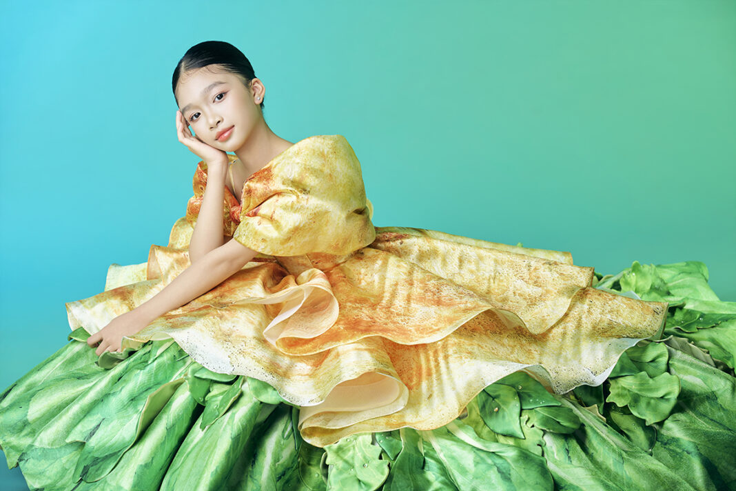 Ruby Tâm Nhi diện thiết kế kỷ lục của NTK Nguyễn Minh Công