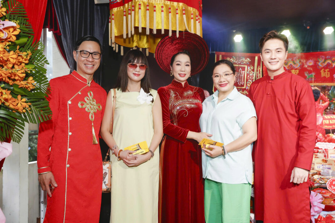 Giỗ Tổ tại sân khấu TKC: Giữ một nếp nghề giữa lòng thành phố